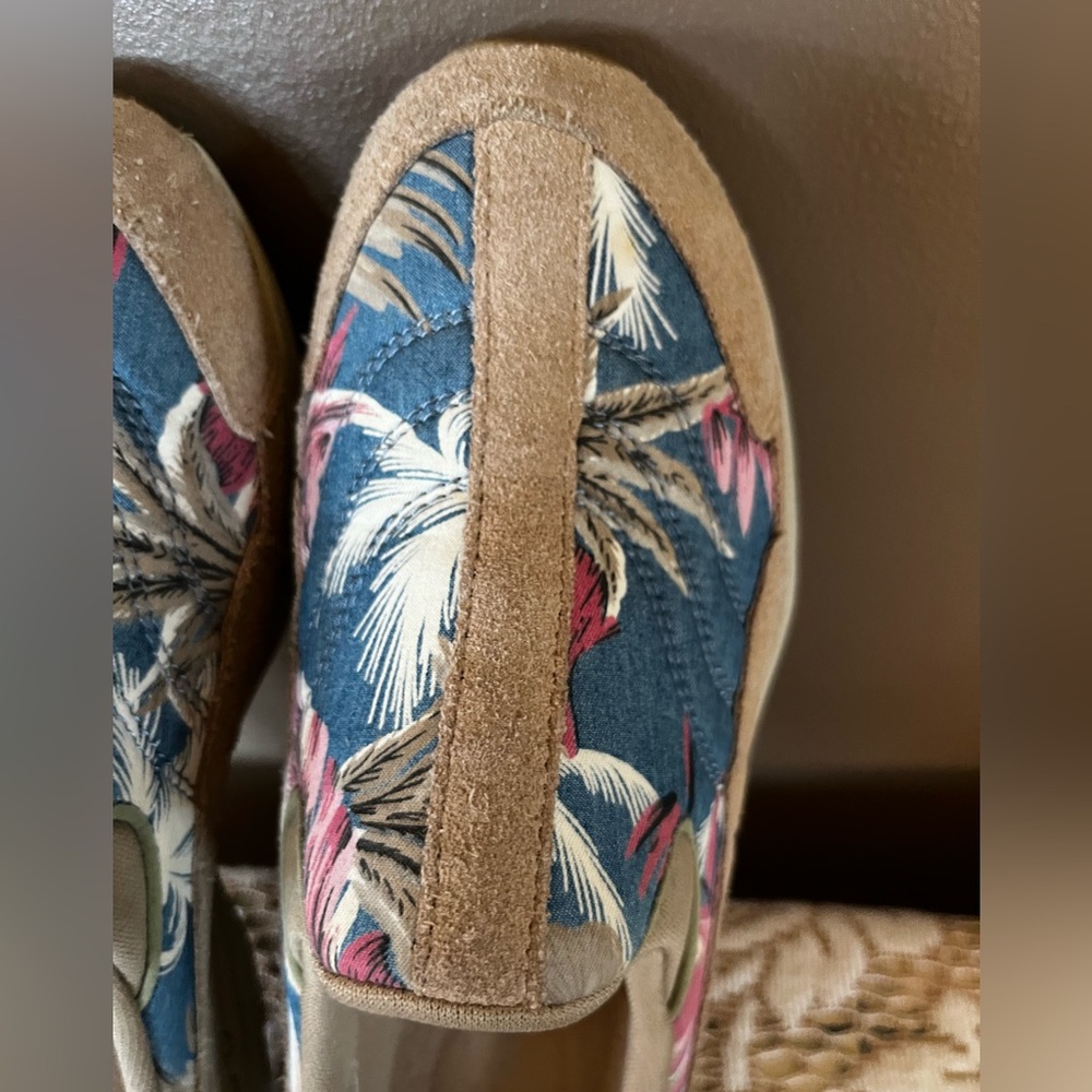 Easy Spirit Womens Slip-On Sneakers EST TravelTime 240 Tropical Hawaiian Print - Picture 8 of 15